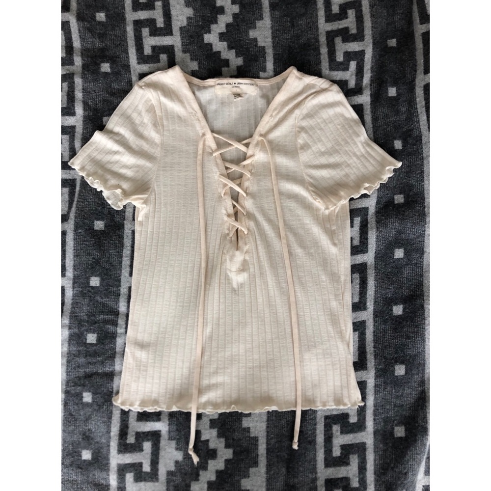 NWOT Urban outfitters tie front cream top - small